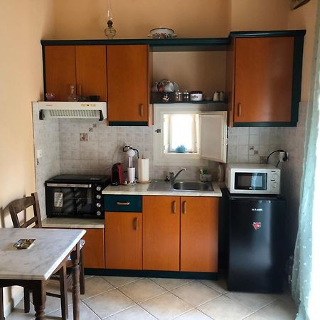 1872 - Agnes, Cozy Stony Apartment With Balcony Hermópolis Exterior foto